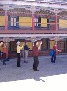 group standing qigong practice